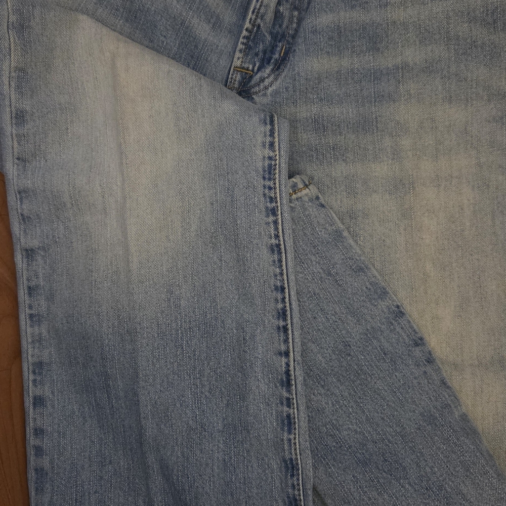 American Eagle Outfitters Light Blue Jeans